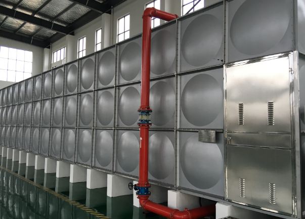 Không có bể dự trữ nước cho chữa cháy, hoặc dùng chung với bể nước sinh hoạt