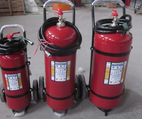 bình chữa cháy dạng bột xe đẩy