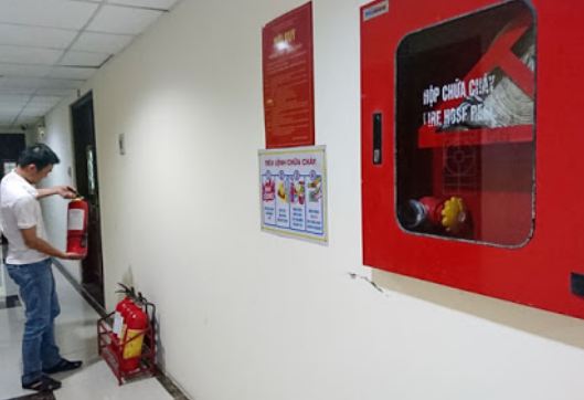 Bình chữa cháy tại khu chung cư