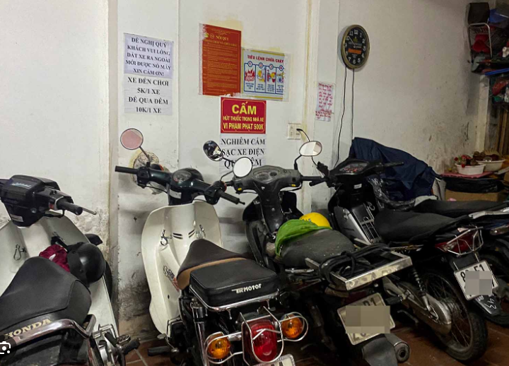 Xe máy, xe đạp điện phải đi đâu khi bị cho ra khỏi chung cư mini
