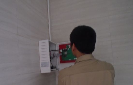 Lắp đặt hộp báo cháy