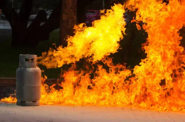 Kinh nghiệm xử trí khi bình gas bị cháy nổ