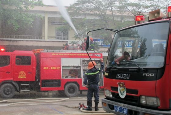 Gọi xe chữa cháy mất bao nhiêu tiền?